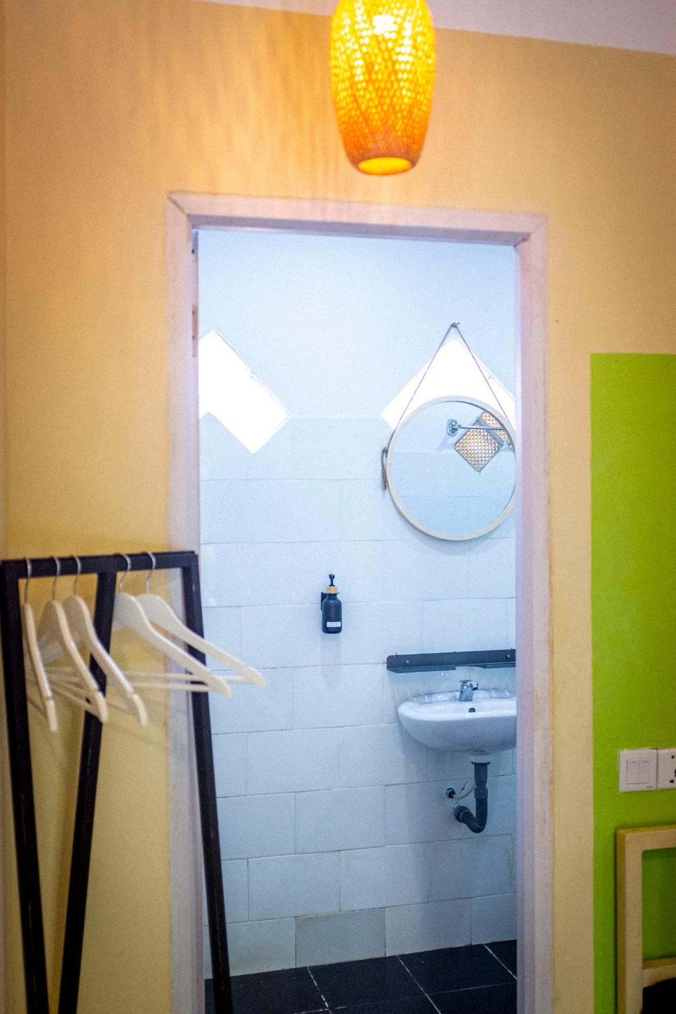 Hotel Monkey Republic Kampot Habitación foto